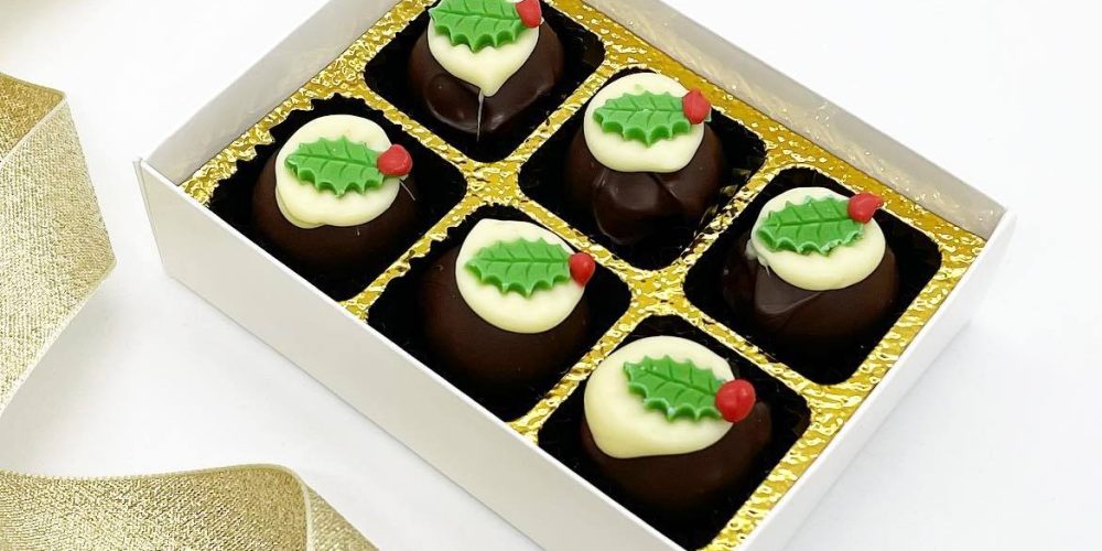 https://huttonschocolates.co.uk/wp-content/uploads/2023/12/Christmas-brandy-pudding-chocolates.jpg